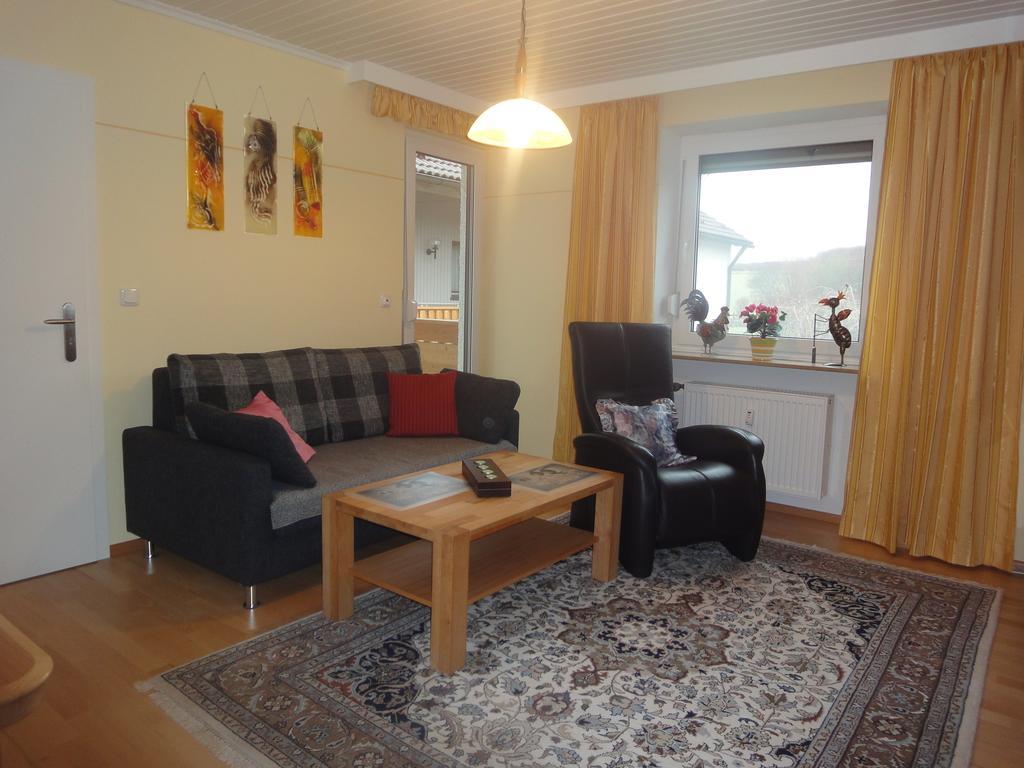 Ferienwohnung Majo 바트 비른바흐 객실 사진